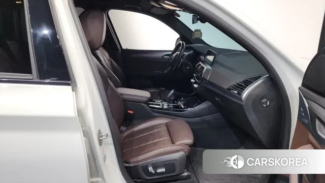 BMW X3 (G01) 2021 Белый из Кореи, фото 2