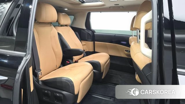 Kia Carnival 4th generation 2022 Черный из Кореи, фото 2