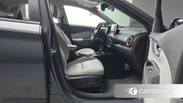 Hyundai The New Kona 2022 Серый из Кореи, фото 2