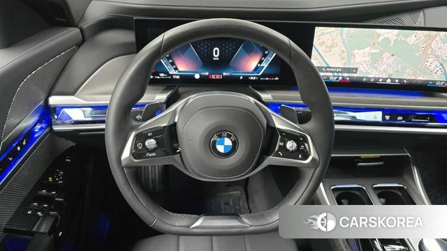 BMW 7 Series (G70) 2024 Серебряный из Кореи, фото 2