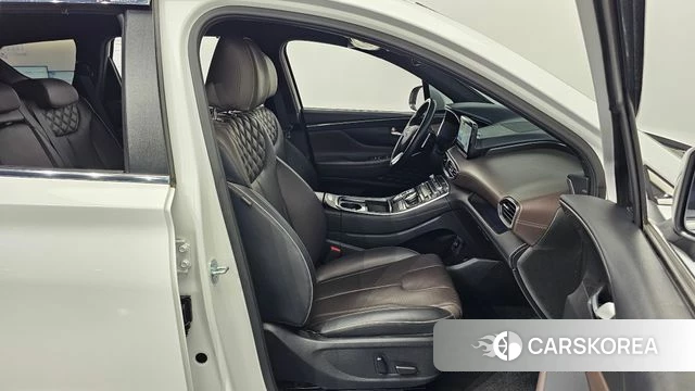 Hyundai The New Santa Fe 2023 Белый из Кореи, фото 2