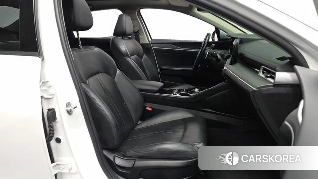 Kia K5 3rd generation 2022 Белый из Кореи, фото 2