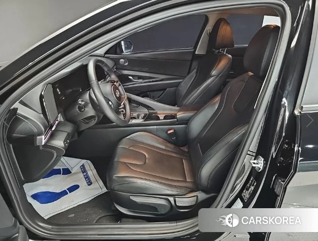 Hyundai The New Avante (CN7) 2024 Черный из Кореи, фото 2