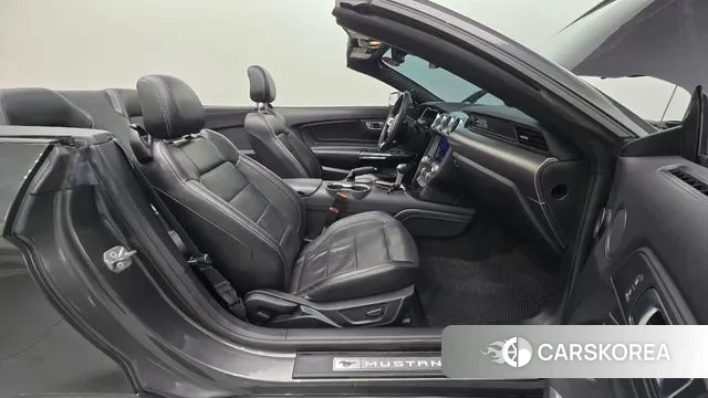 Ford Mustang 2020 Серый из Кореи, фото 2