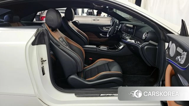 Mercedes-Benz E-Class W213 2021 Белый из Кореи, фото 2