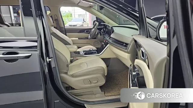 Kia Carnival 4th generation 2021 Черный из Кореи, фото 2