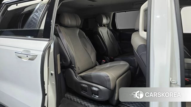 Kia The New Carnival 4th Generation 2023 Белый из Кореи, фото 2