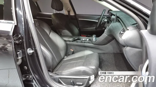 Genesis The New G70 2024 Черный из Кореи, фото 2