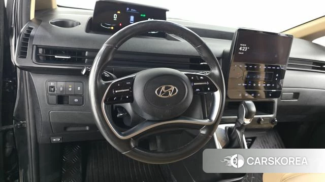 Hyundai Staria 2022 Черный из Кореи, фото 2