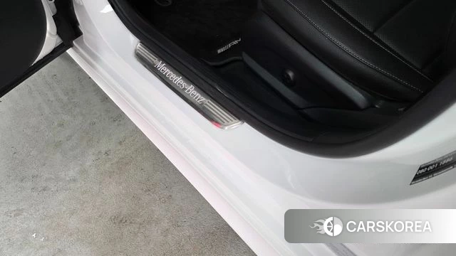 Mercedes-Benz E-Class W213 2022 Белый из Кореи, фото 2