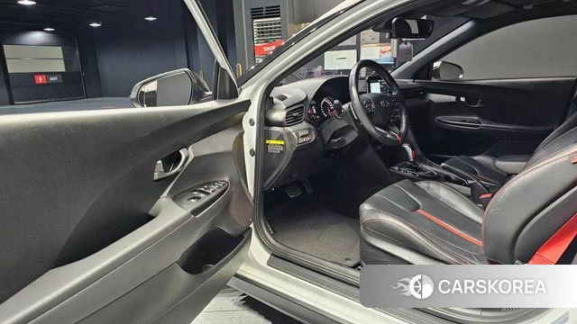 Hyundai Veloster (JS) 2018 Белый из Кореи, фото 2