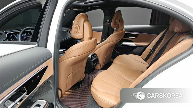 Mercedes-Benz E-Class W214 2024 Белый из Кореи, фото 2
