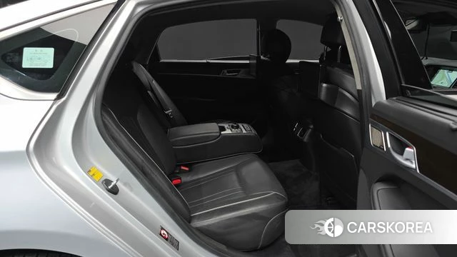 Genesis G80 2018 Серебряный из Кореи, фото 2