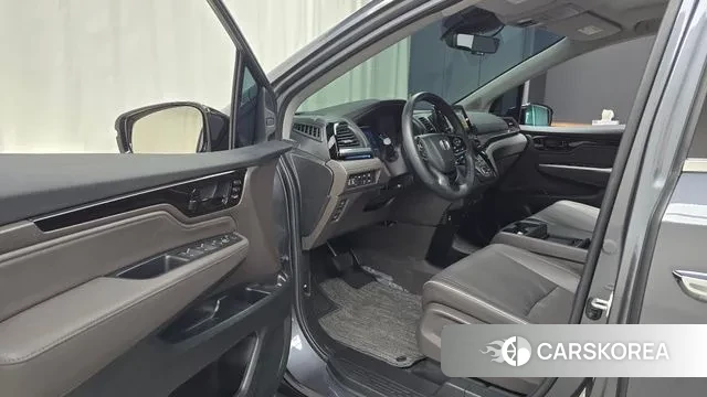 Honda Odyssey 2023 Серый из Кореи, фото 2