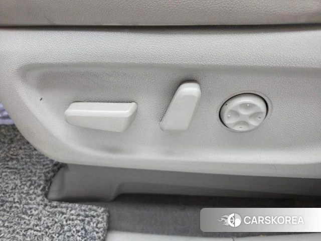 Kia The New Carnival 2019 Черный из Кореи, фото 2