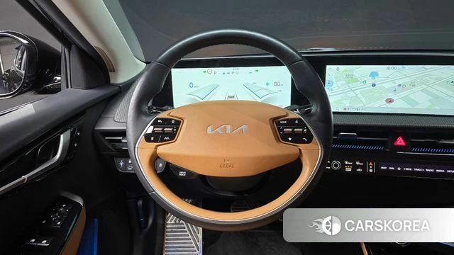 Kia EV6 2023 Черный из Кореи, фото 2