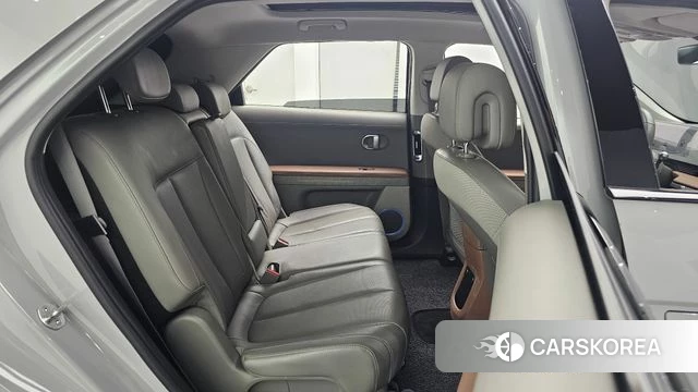 Hyundai Ionic 5 2021 Серебристо-серый из Кореи, фото 2