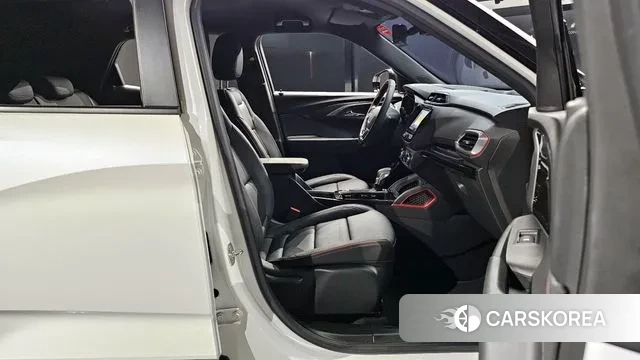 Chevrolet (GM Daewoo) Trailblazer 2022 Белый из Кореи, фото 2