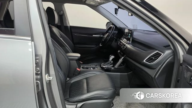 Kia Seltos 2019 Серебристо-серый из Кореи, фото 2