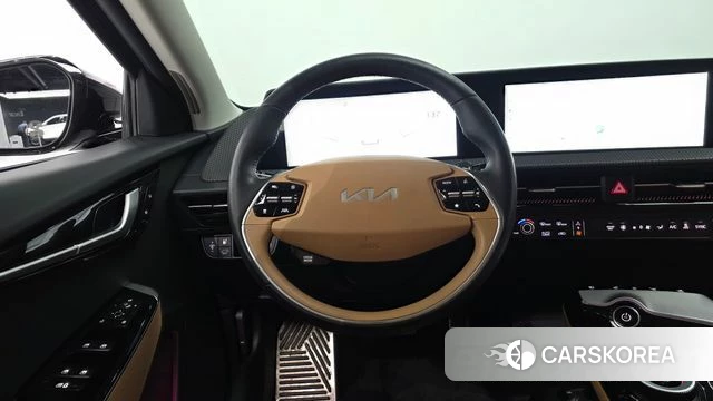 Kia EV6 2023 Черный из Кореи, фото 2