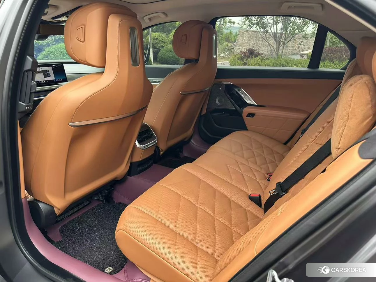 BMW 7 series 2022 Темно-серый из Китая, фото 2