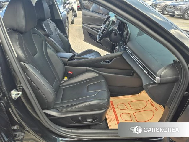 Hyundai Avante (CN7) 2022 Черный из Кореи, фото 2