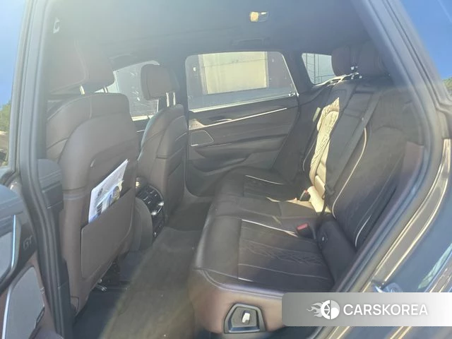 BMW 6 Series GT (G32) 2022 Серебристо-серый из Кореи, фото 2