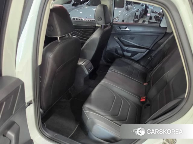 Volkswagen 7th Generation of Jetta 2022 Белый из Кореи, фото 2