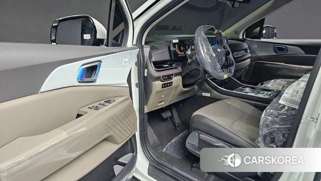 Kia The New Carnival 4th Generation 2026 Белый из Кореи, фото 2