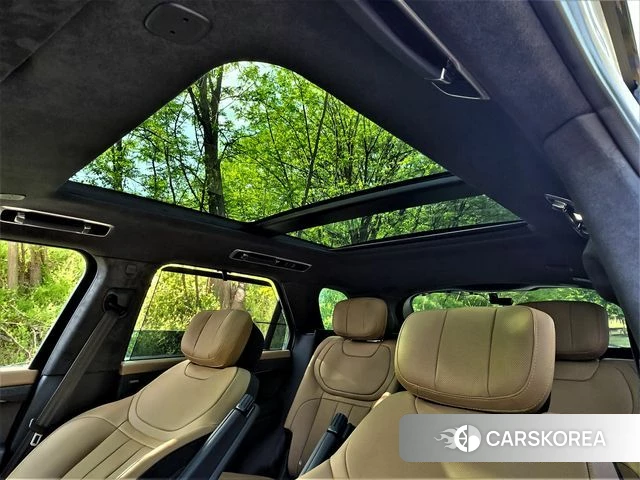 Land Rover Range Rover Sport 3rd Generation 2024 Белый из Кореи, фото 2