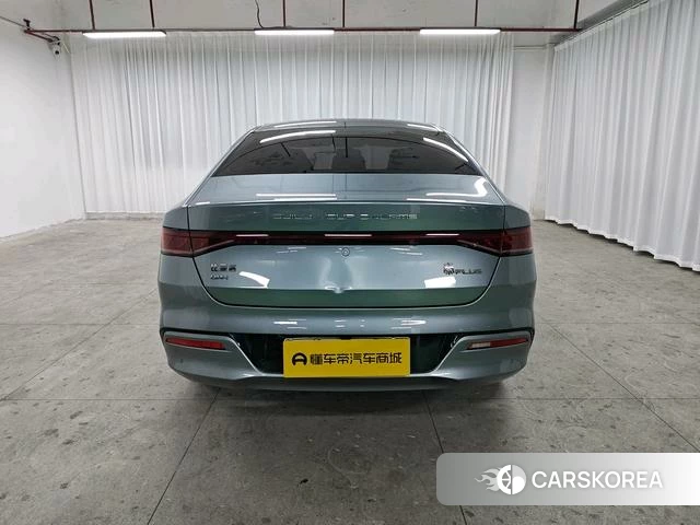 BYD Qin PLUS DM 2024 Темно-серый из Китая, фото 2