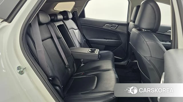 Kia Sportage 5th Generation 2022 Белый из Кореи, фото 2