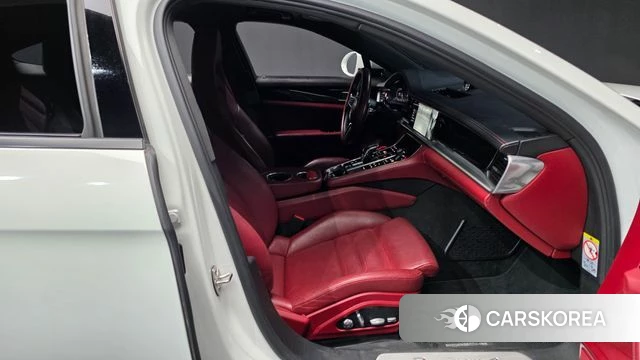 Porsche Panamera (971) 2019 Белый из Кореи, фото 2