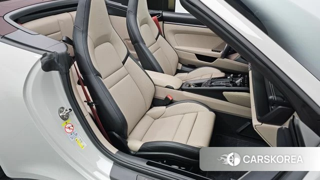 Porsche 911(992) 2025 Серый из Кореи, фото 2