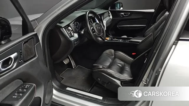 Volvo XC60 second Generation 2020 Серебряный из Кореи, фото 2