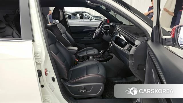 Ssangyong Beautiful Korando 2023 Белый из Кореи, фото 2