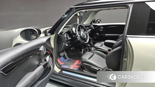 Mini Cooper 2020 Серый из Кореи, фото 2