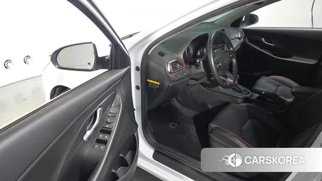 Hyundai i30 (PD) 2019 Белый из Кореи, фото 2