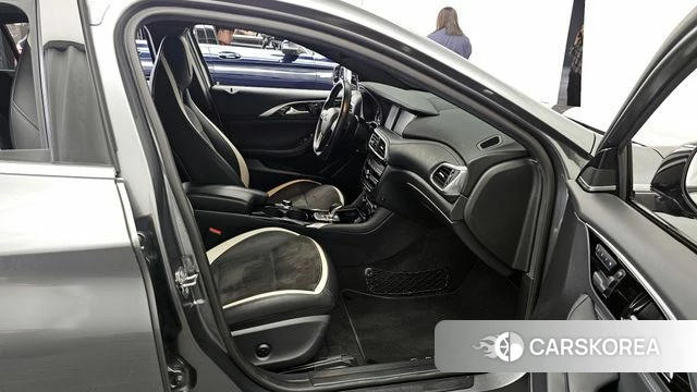 Infiniti Q30 2019 Серый из Кореи, фото 2
