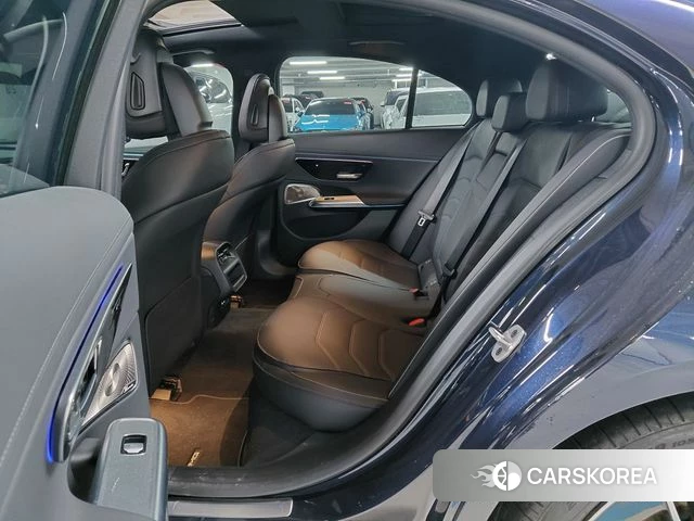 Mercedes-Benz E-Class W214 2024 Синий из Кореи, фото 2