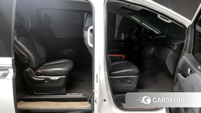 Hyundai Staria 2021 Белый из Кореи, фото 2