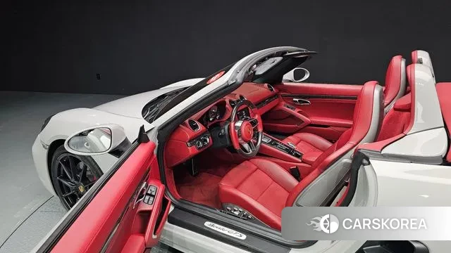 Porsche 718 Boxster 2022 Серебристо-серый из Кореи, фото 2
