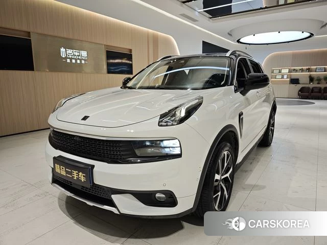 Lynk 01 2019 Белый из Китая, фото 2