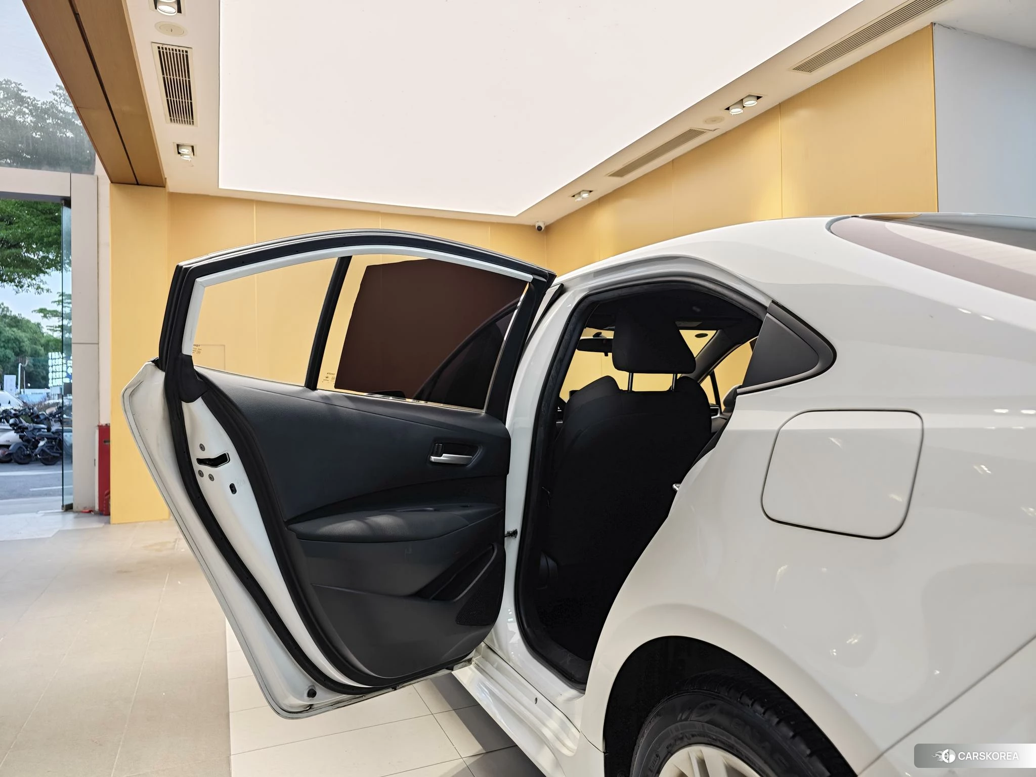 Toyota Lei Ling 2021 Белый из Китая, фото 2