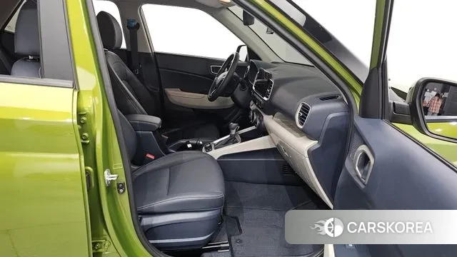 Hyundai Venue 2022 Зеленый из Кореи, фото 2