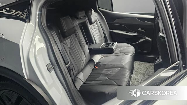 Peugeot 408 2024 Белый из Кореи, фото 2