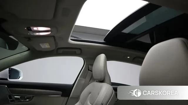 Volvo S90 2022 Белый из Кореи, фото 2