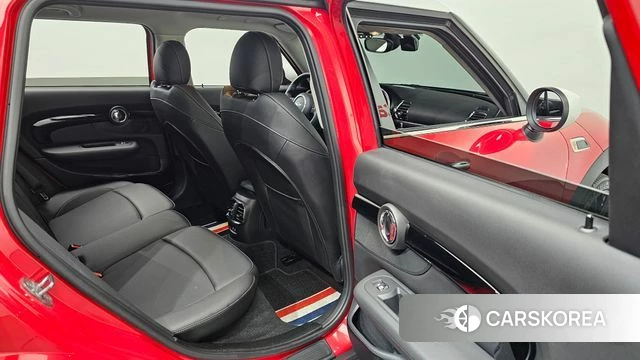 Mini Cooper Clubman 2023 Красный из Кореи, фото 2