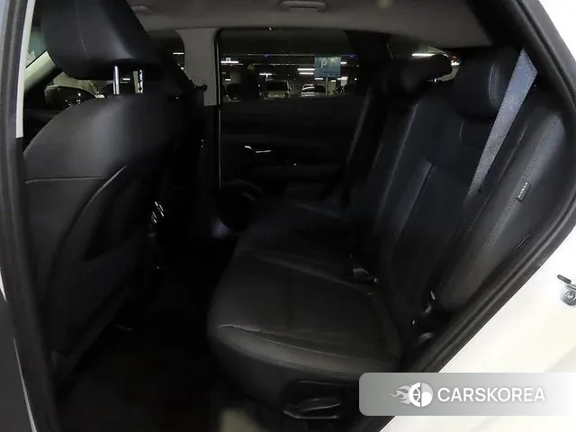 Hyundai The New Tucson (NX4) 2024 Белый из Кореи, фото 2