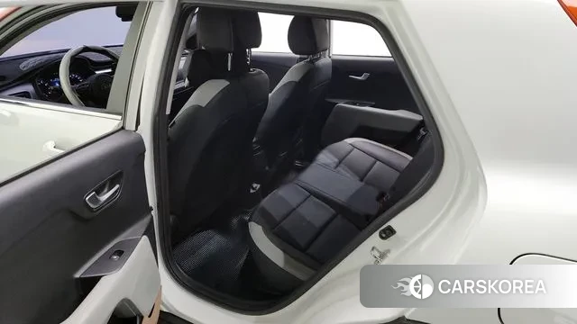 Kia Stonic 2019 Белый из Кореи, фото 2